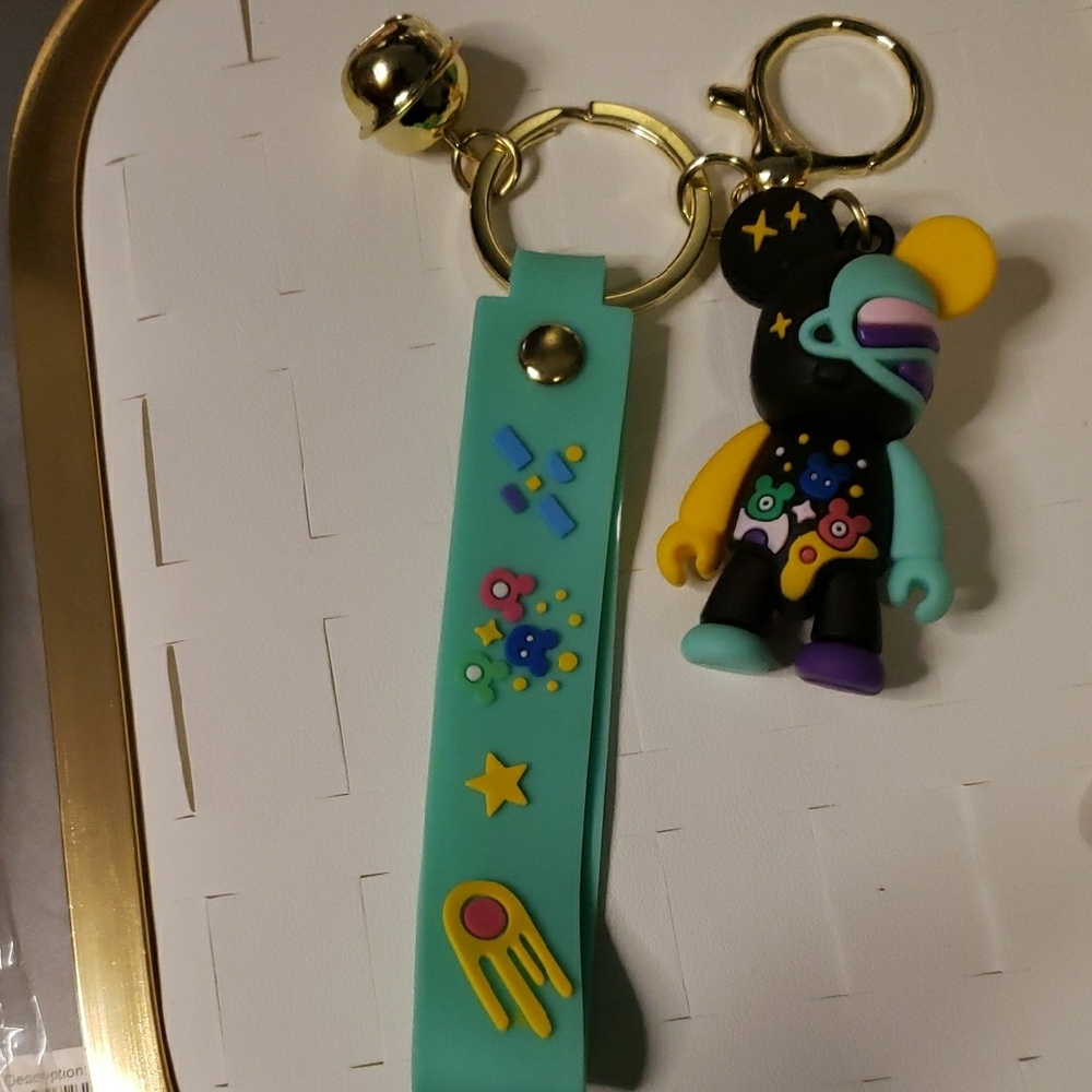 NWOT A little obsessed bestie’s keychain